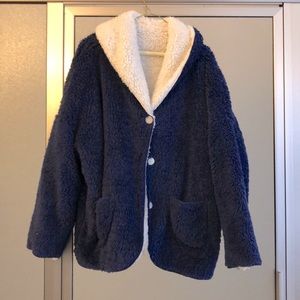 Reversible fleece jacket